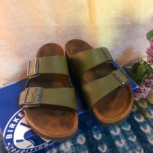 Birkenstock Arizona Olive Sandal